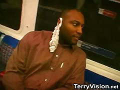 Free Kilo Movies presents: Flashing on the london underground - part 1