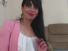 Free Kilo Movies presents: Arab mature mom from the uk with hungry vagina