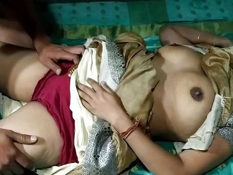 Free Kilo Movies presents: Very tight pussy hot and sexy girl ki cudai desi style