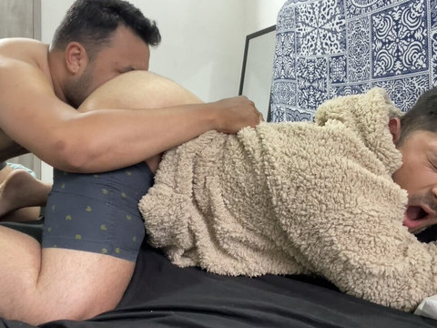 Free Kilo Movies presents: I'm very cold, my stepbrother fucks me unexpectedly to give me a little warmth